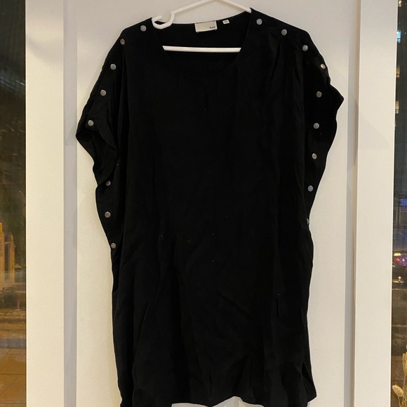 Aritzia black dress - Picture 1 of 3